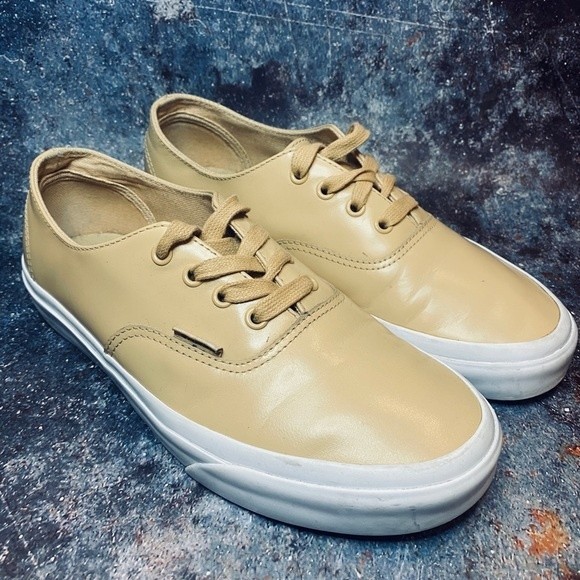 Vans Off the Wall UltraCush Slip-On Shoes - Nude - Picture 2 of 8